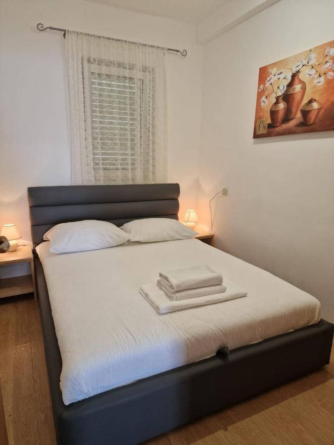 Villa Roing S Stanici Esterno foto